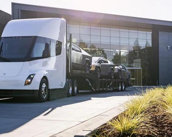 Илон Маск заявил, что Cybertruck не будет прибыльным до 2025 года