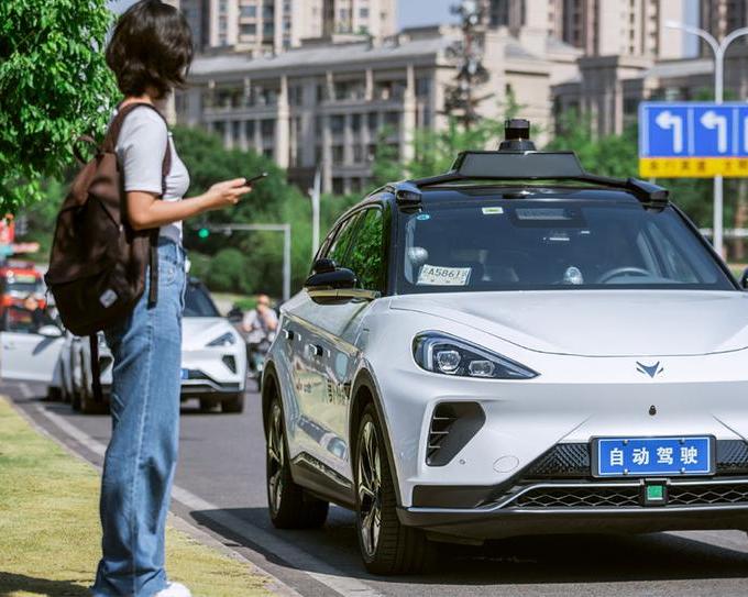 Компания Baidu расширит сервис роботакси Apollo Go в Гонконге до конца этого года
