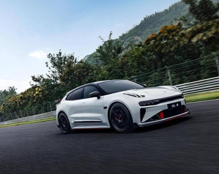 Geely Zeekr 001 FR стал самым быстрым электромобилем на «китайском Нюрбургринге»?