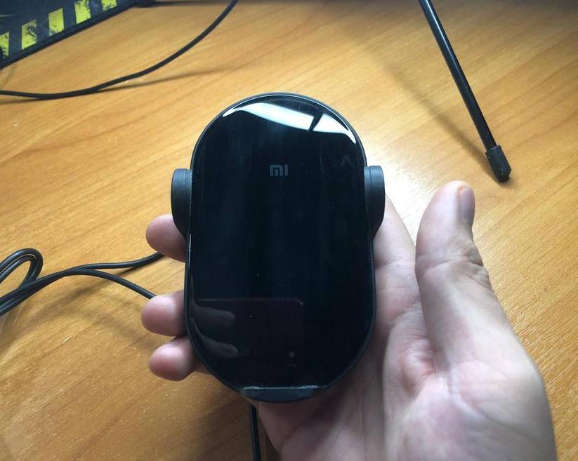 Обзор беспроводной автомобильной зарядки Xiaomi Wireless Car Charger 20W