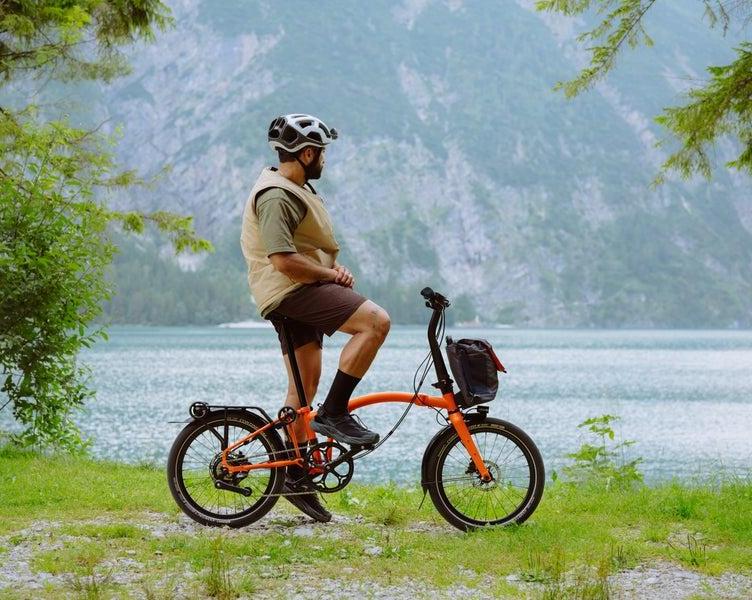 Новые колеса и электрооборудование в новой модели. Британская компания Brompton Bicycle представила складной электрический велосипед Electric G Line